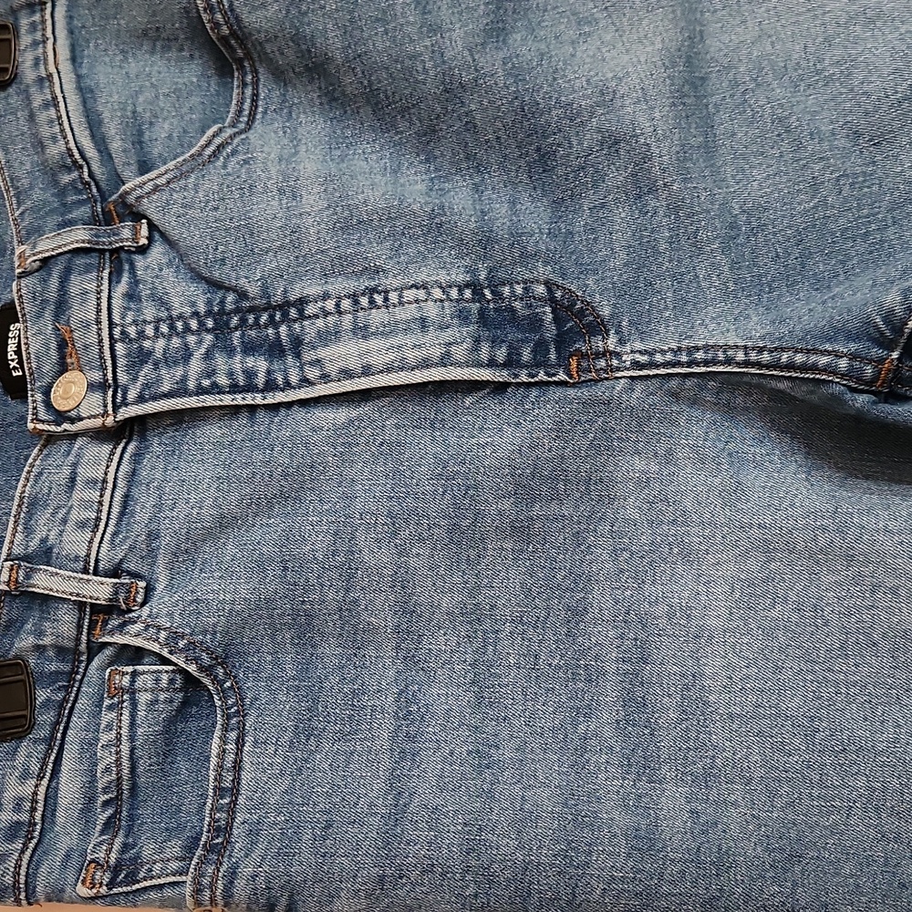 Express Jeans - Picture 2 of 5